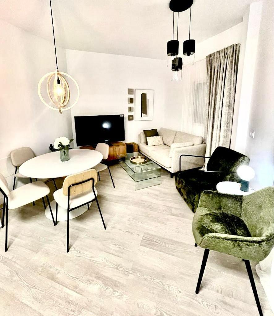 Apartmán Historical Centre! Private Terrace & Gym-Near Public Parking Màlaga Exteriér fotografie